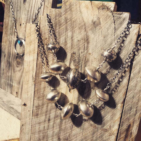 Link and pearl necklaces